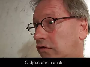 Mẹ và con xxx nguoi  ...