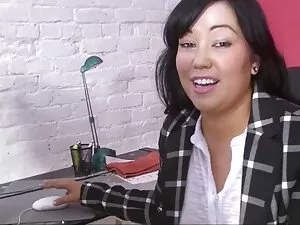 Tôi xxx thu dit nguo ...