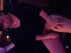 Quan hệ với xxx voi  ...